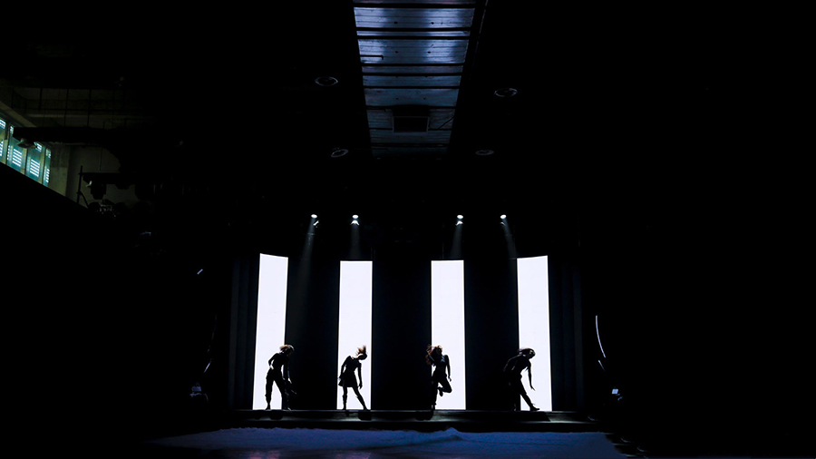 心突破，創未來